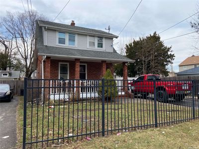 4 2nd Ave, Huntington Station, NY, 11746