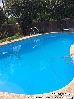 3rd image of 8622 Glen Mont Dr
