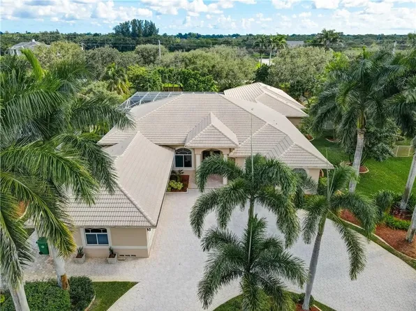 2400 SW 131st Terrace, Davie, FL 33325