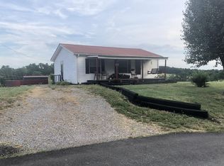 110 Old Fairfield Rd, Westmoreland, TN 37186