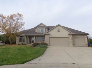 2306 Pine Point Cv, Fort Wayne, IN 46814