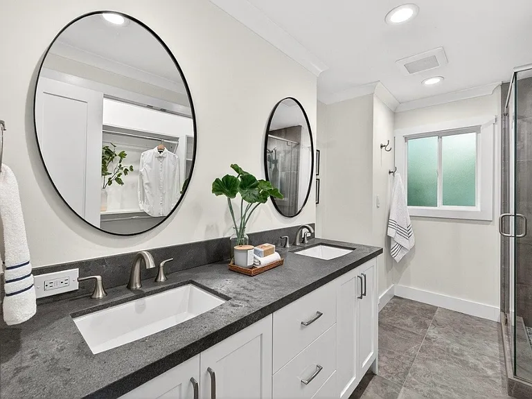 136 Ardith Dr — Photo 14
