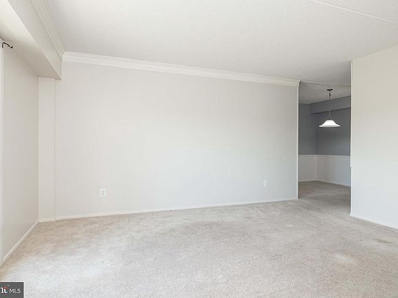 4th image of 27701 Valley Run Dr #701