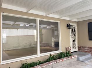 2813 W Clark Ave, Burbank, CA 91505