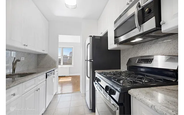 Rented by Douglas Elliman | media 6