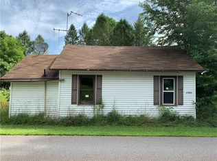 7990 Hampton Rd, Wolcott, NY 14590