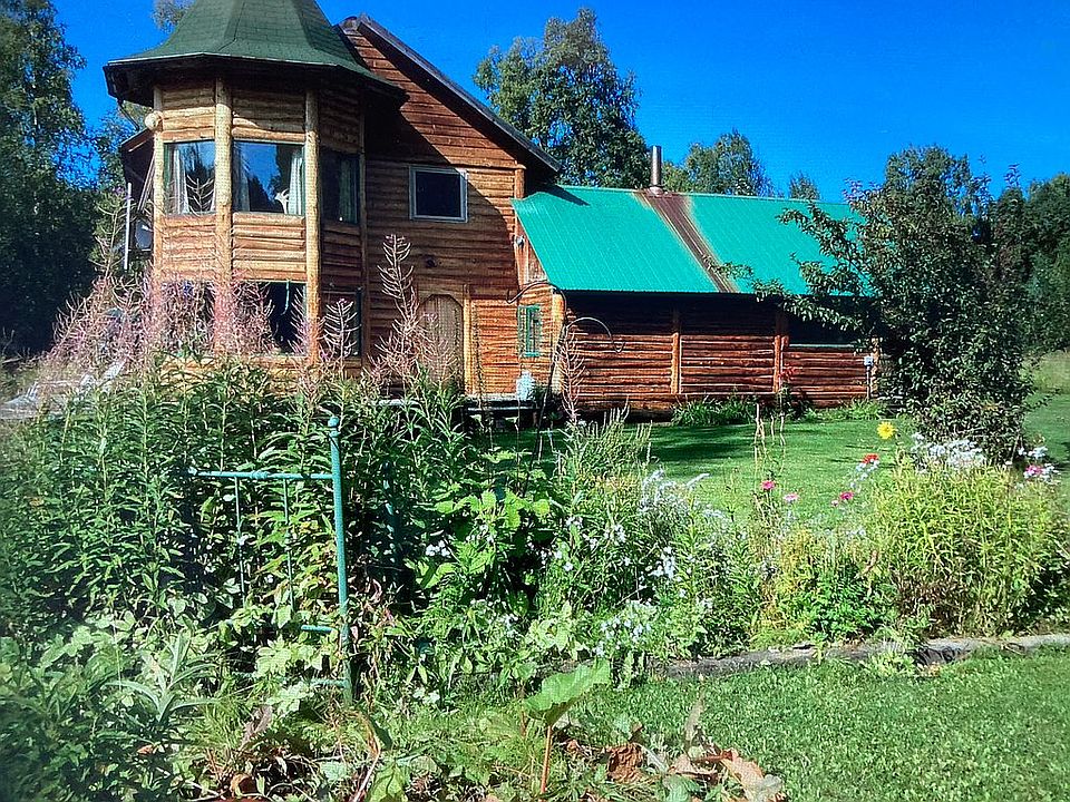 House with garden