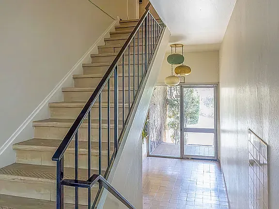 96 Crestline Dr #8 — Photo 10