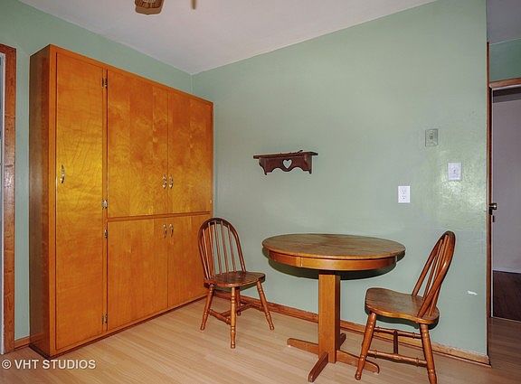 3rd image of 24031 W Chicago St