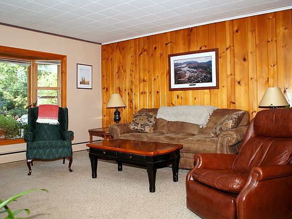 2nd image of 26 Balsam St