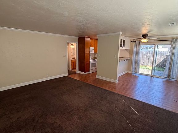 5th image of 3917 Beresford St #7