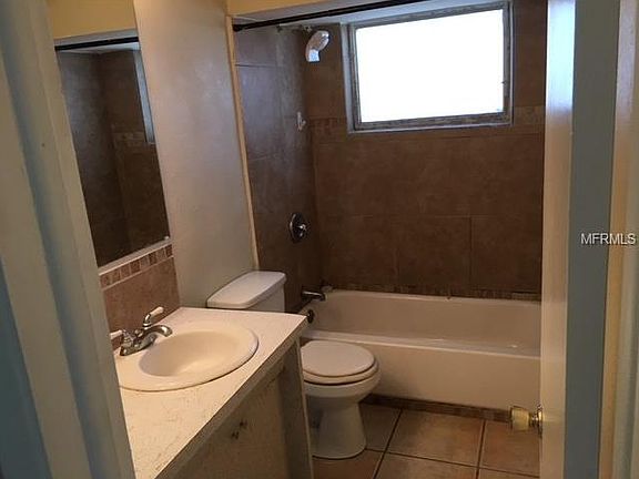 5th image of 3325 Ottway Dr