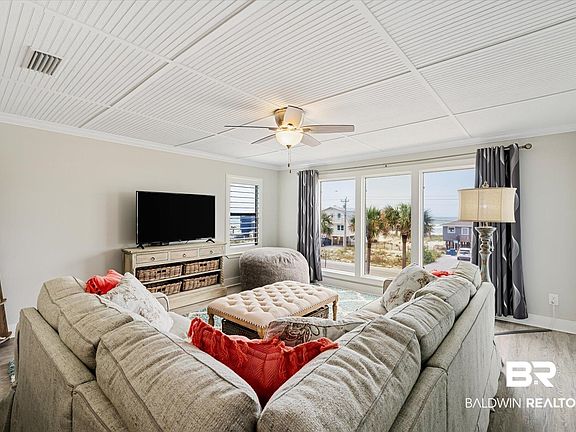 2nd image of 1872 W Beach Blvd Unit H-206