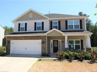 10122 Meridale Crossing Dr, Charlotte, NC 28269