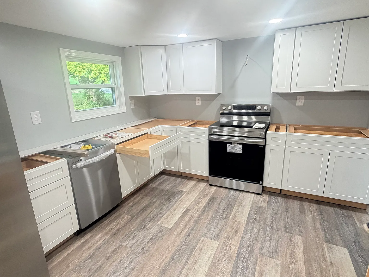 3 bed, 1344 sqft, $2,050 — Photo 4