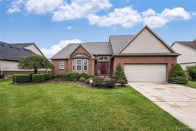 1st image of 2933 Blue Heron Ln