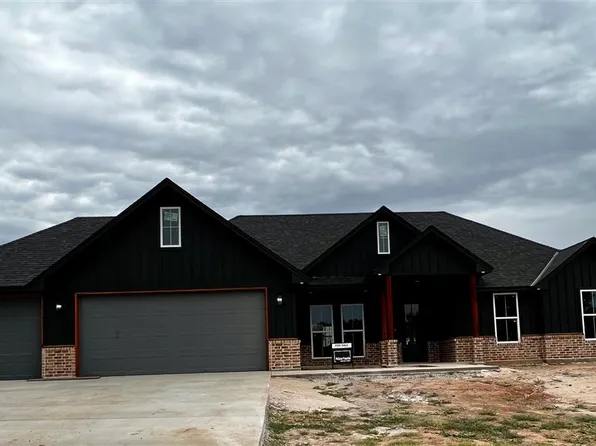 10571 NE Seaside Ln, Elgin, OK 73538