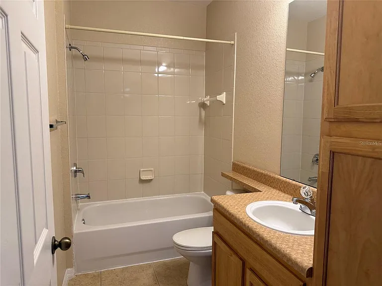 10105 Courtney Oaks Blvd #304 — Photo 13