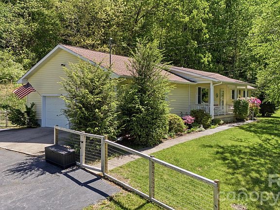 2nd image of 753 Bolens Creek Rd