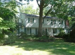 36 Kenwood Dr, Woodcliff Lake, NJ 07677