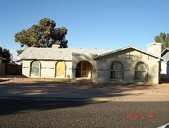 1st image of 1010 E Hampton Ave
