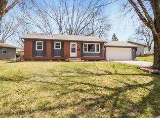 824 Arizona Ave, Ames, IA 50014