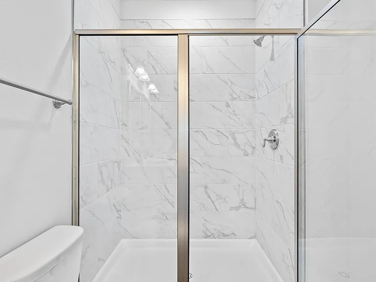 25 Alexander Way — Photo 13
