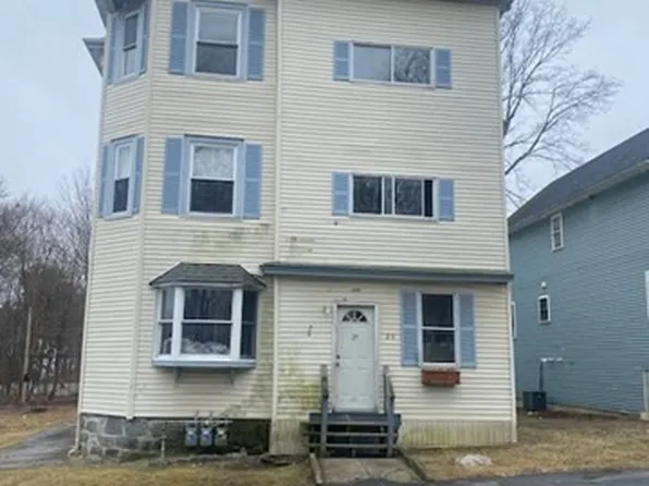 29 Acton St, Worcester, MA 01604