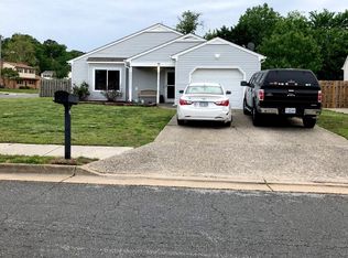2 Hiram Crockett Ct, Hampton, VA 23669