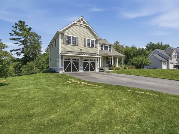 31 Bristol Rd, Pembroke, MA 02359