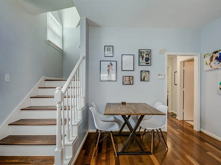 1310 Asbury St — Photo 11