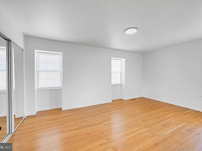 17515 Sabrina Ter — Photo 17