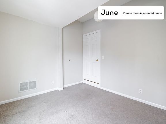 4th image of 1455 N Paulina St #1