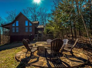 221 Deerfield Ln, Blue Ridge, GA 30513