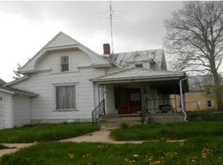 410 E Gilmore St, Angola, IN 46703