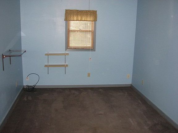5th image of 2237 S Greenwood St