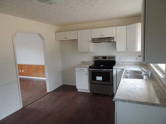 4th image of 256 Hidden Valley Dr