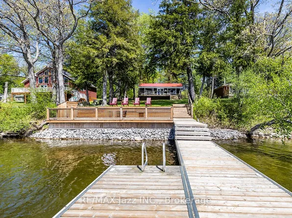 31 Long Is, Otonabee South Monaghan, ON K0L 1B0