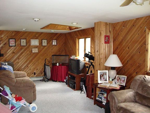 3rd image of 20 Depot St