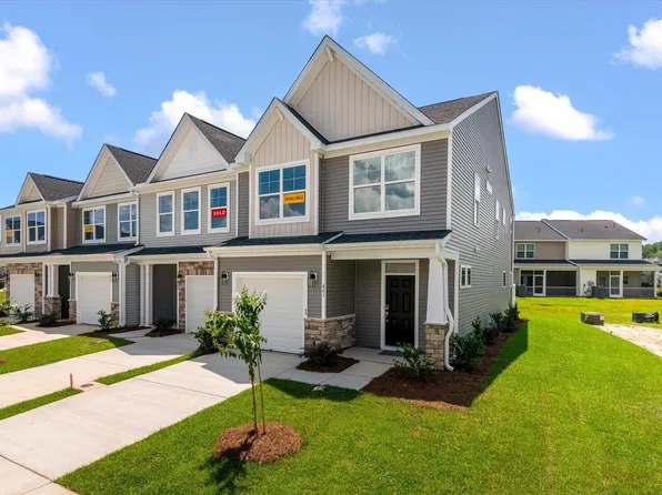 401 Painted Lady Ln, Goose Creek, SC 29445