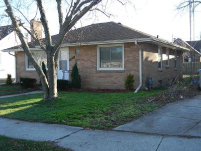 2017 74th Pl, Kenosha, WI, 53143