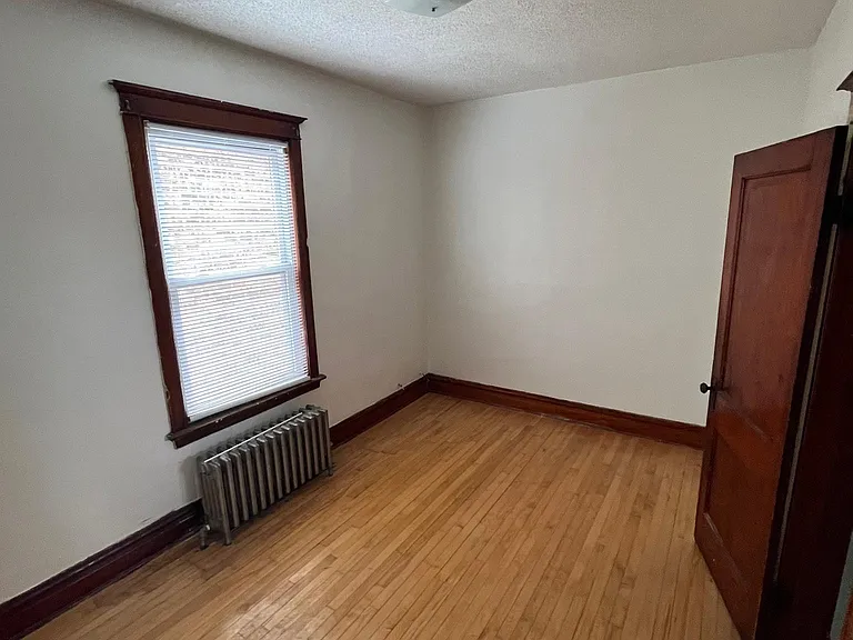 4600 S Francisco Ave #2 — Photo 3