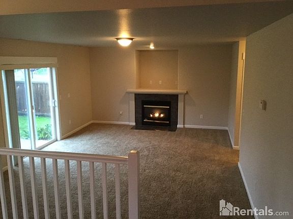 3rd image of 1602 196th Street Ct E