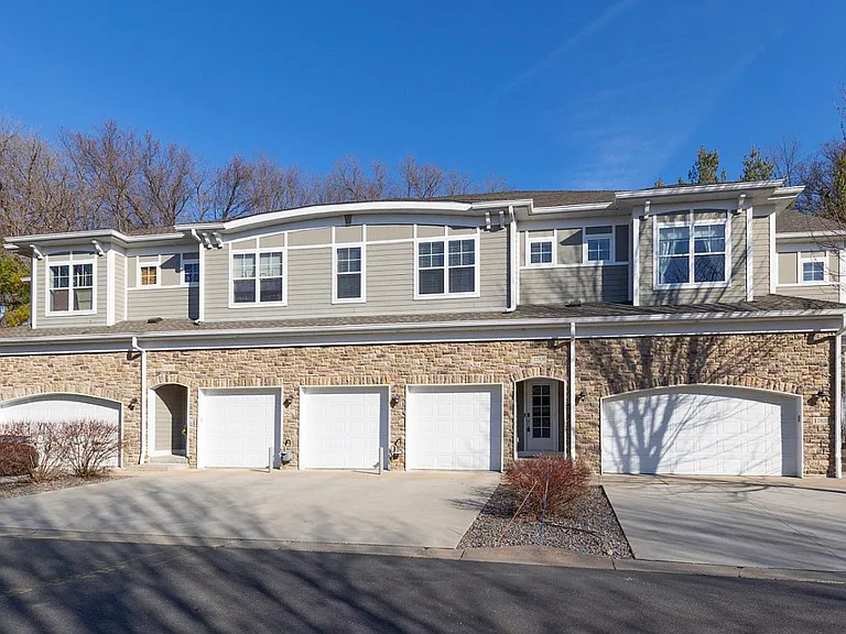 17830 Valley Cove Ct — Photo 1