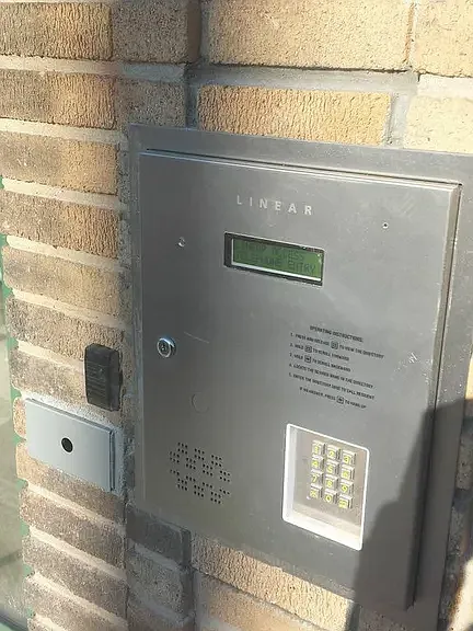 5301 Germantown Ave — Photo 10