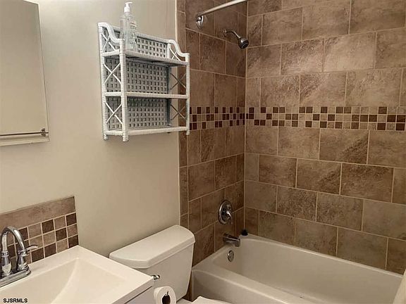 3rd image of 1027 Ocean Ave APT 15