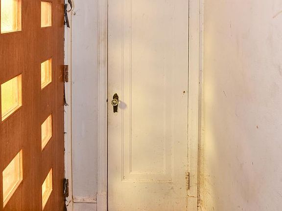 5th image of 3309 Pinkney Rd