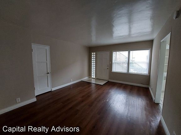 4th image of 2170 Magnolia Ave
