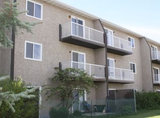 4917 61st Ave #304, Vegreville, AB T9C 1K5