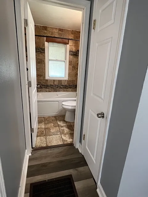 1206 Hoyt Drive - 1 — Photo 1